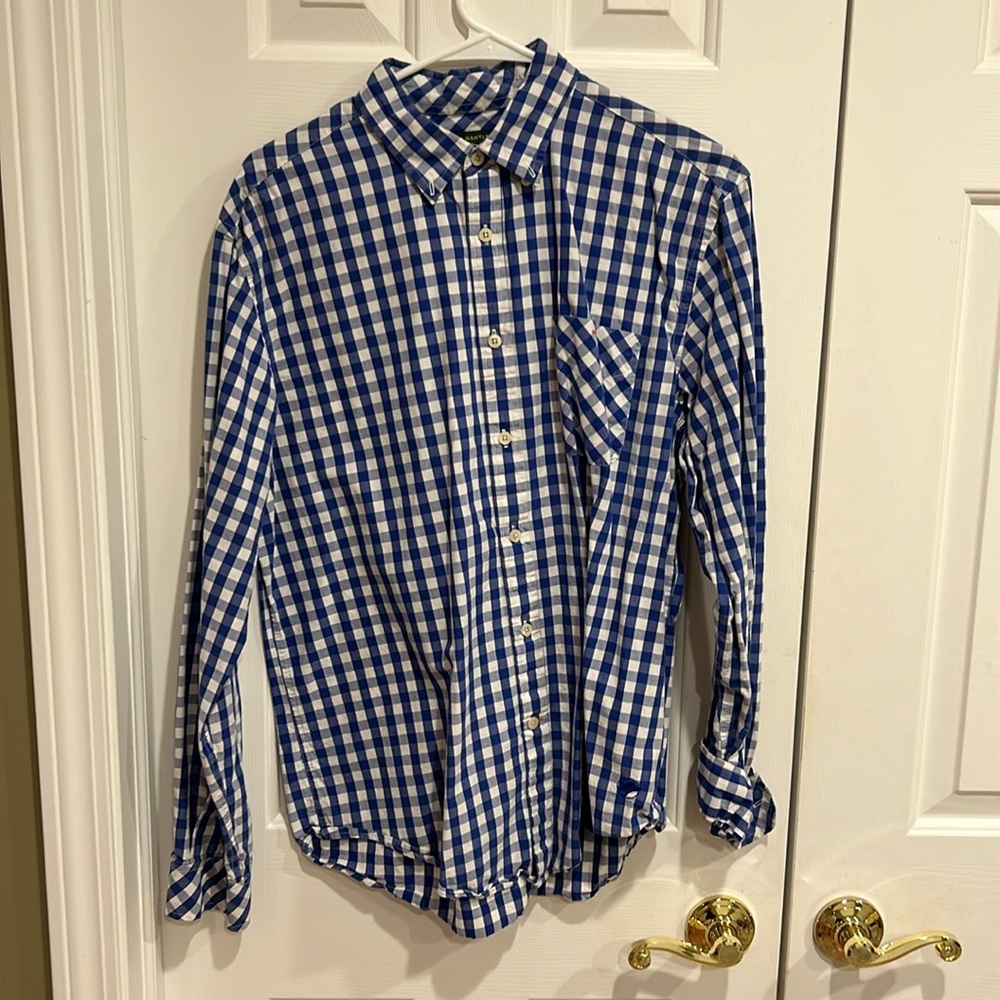 Men’s medium blue/white plaid button down